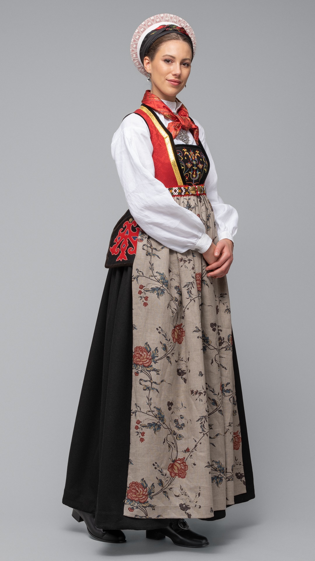 Bilde av Bringeduksdrakt fra Nord-Valdres 