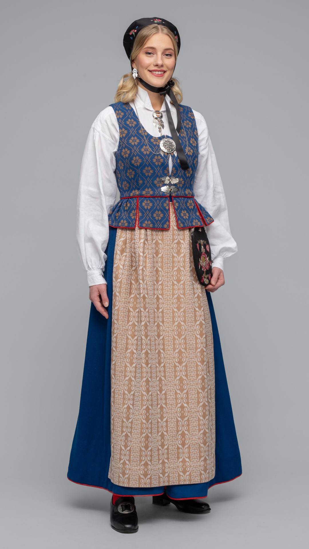 Bilde av  Blå Trønderbunad gloria