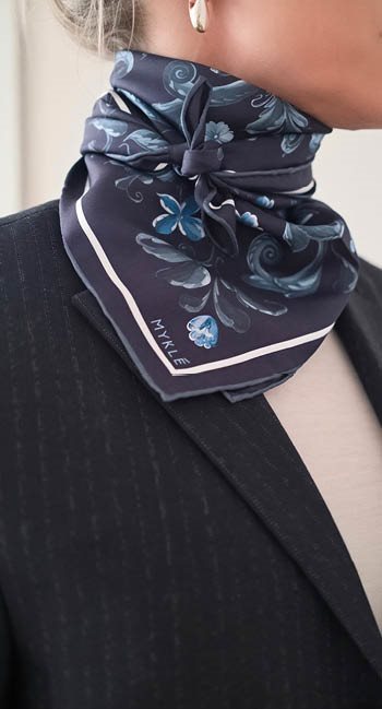 Se alle våre silkeskjerf til buand