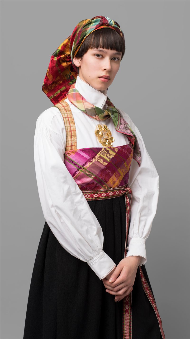 Bilde av Bringeklut og silketørkle