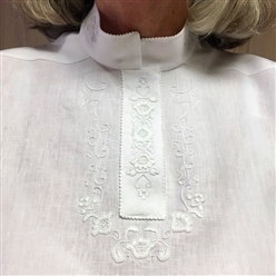 Bilde av Materialpakke Jåberg skjorta til Vestfold Husflidslags kvinnebunad 32 mod