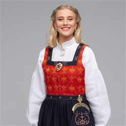 Bilde av Materialpakke Søre Sunnmørebunad– KUN BUNAD