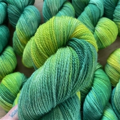 Bilde av KRYDDERHAGEN – Håndfarget Finull 100g