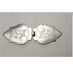 Bilde av Spenner, Cape, graverte. Nordlandssølv