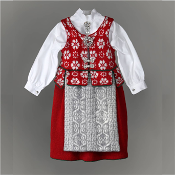 Bilde av Strikkepakke bunad fra Trøndelag til jente