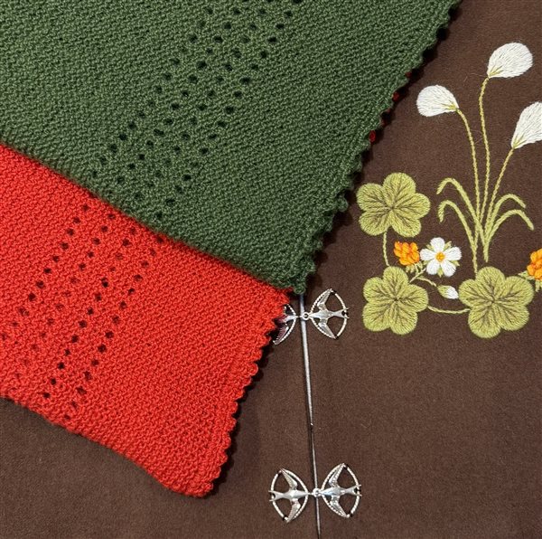 MATERIALPAKKE TIL STRIKKET SJAL TIL SENJADRAKTEN