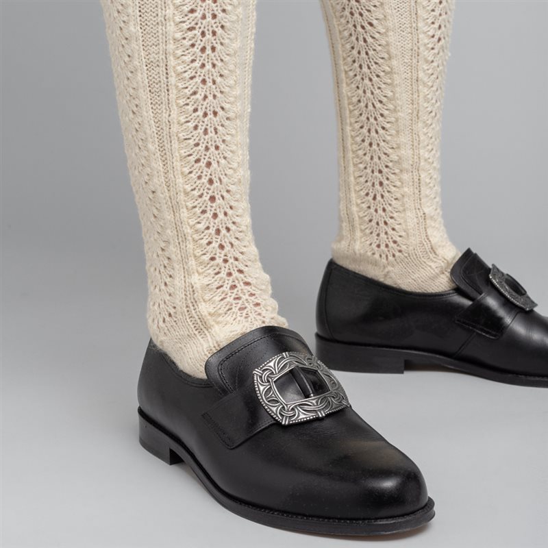 MATERIALPAKKE STRØMPER TIL SENJA FESTDRAKT FOR HERRE