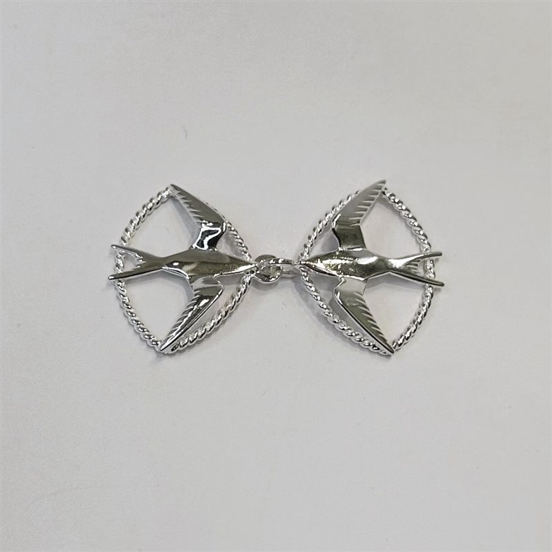 Hekte til Sebja Festdrakt